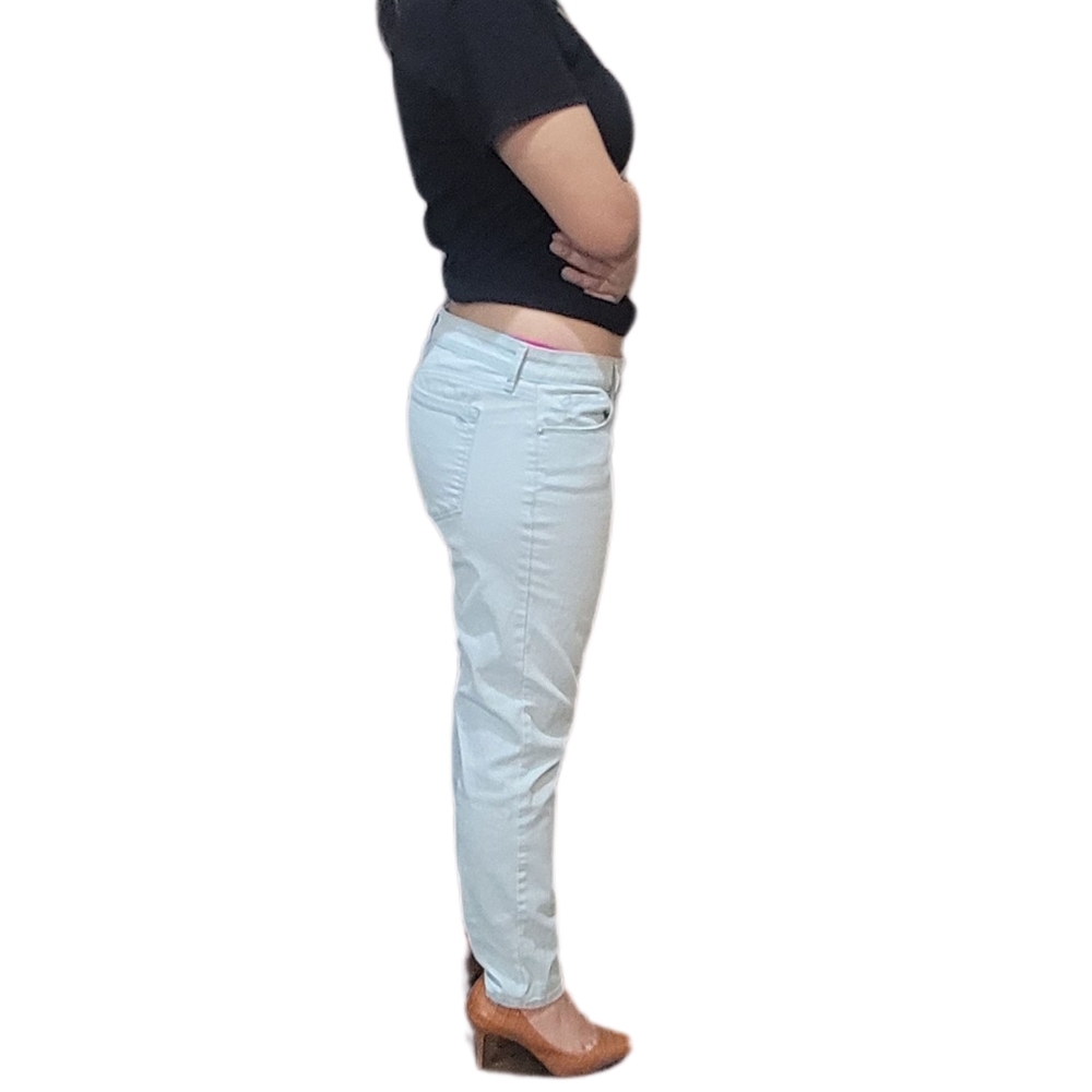 Jessica Simpson Rolled Crop Skinny Jeans - Picture 3 of 8